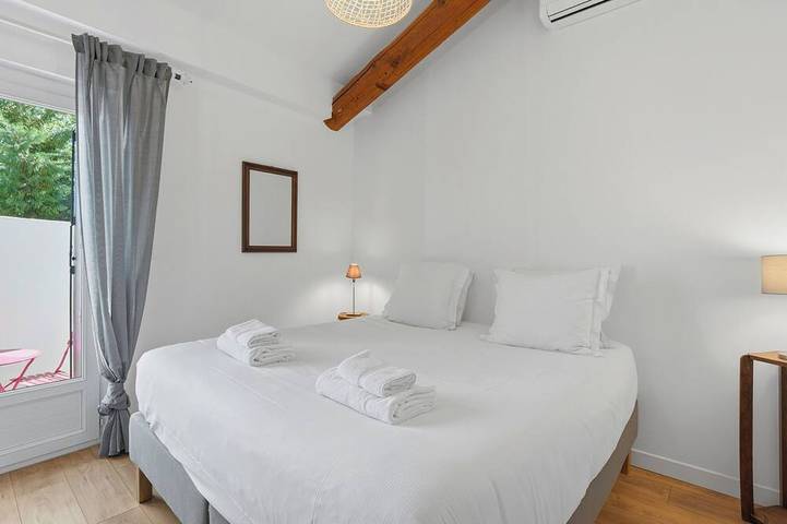 Location de vacances pour 15 personnes, avec jardin et balcon à Saint-Bauzille-de-Montmel - 4