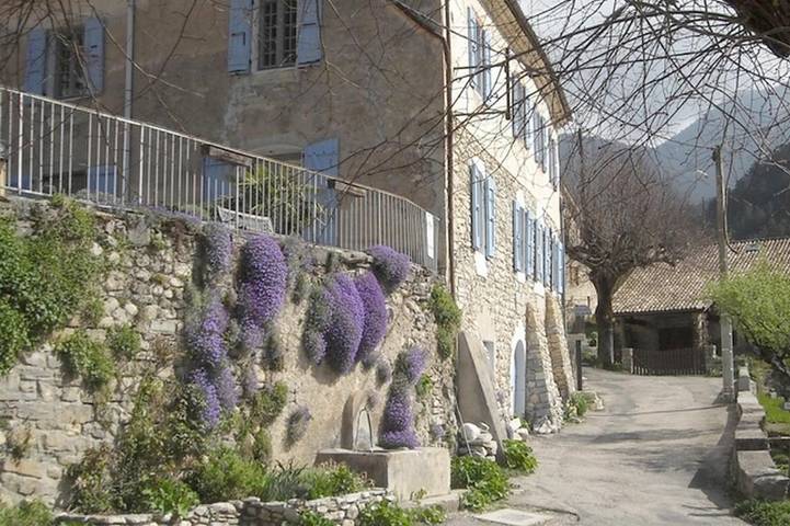 Chambre d’hôte pour 2 personnes, avec terrasse ainsi que jardin et vue dans la Drôme - 4