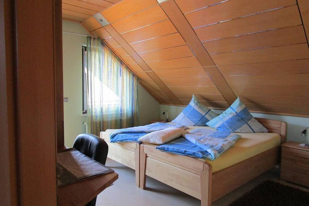 Ganze Wohnung, Ferienwohnung Traudel - Ferienwohnung Traudel Ii - Portalpreis in Hatzenbühl, Rheinebene