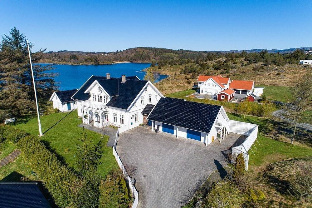 Villa Krågenes - B&B i Rolige Omgivelser in Farsund