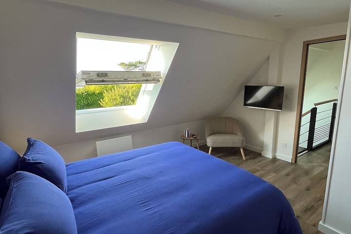 Location de vacances pour 10 personnes, avec jardin et balcon ainsi que sauna et jacuzzi dans Plage Du Pouldu Santec - 3