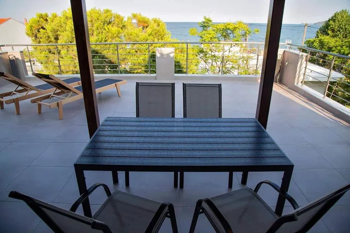 Aparthotel para 2 personas, con terraza, Se admiten mascotas - 1