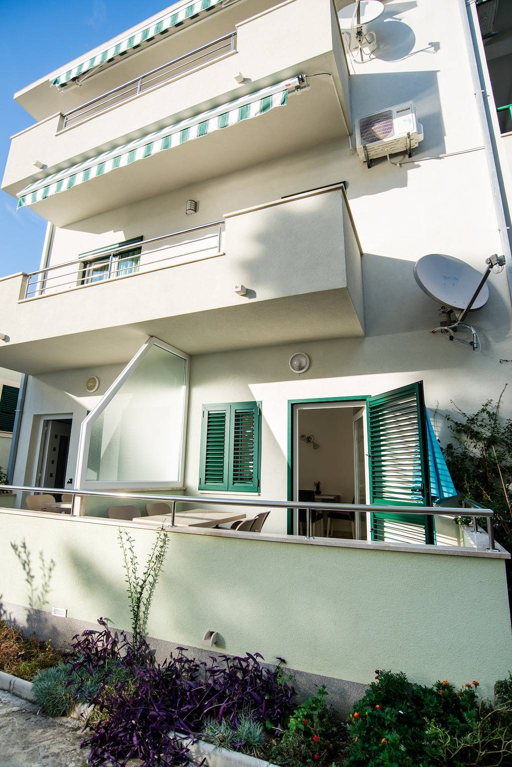Appartement entier, Garçonniere prés de la plage Promajna, Makarska As-2605-c in Promajna, Makarska riviera
