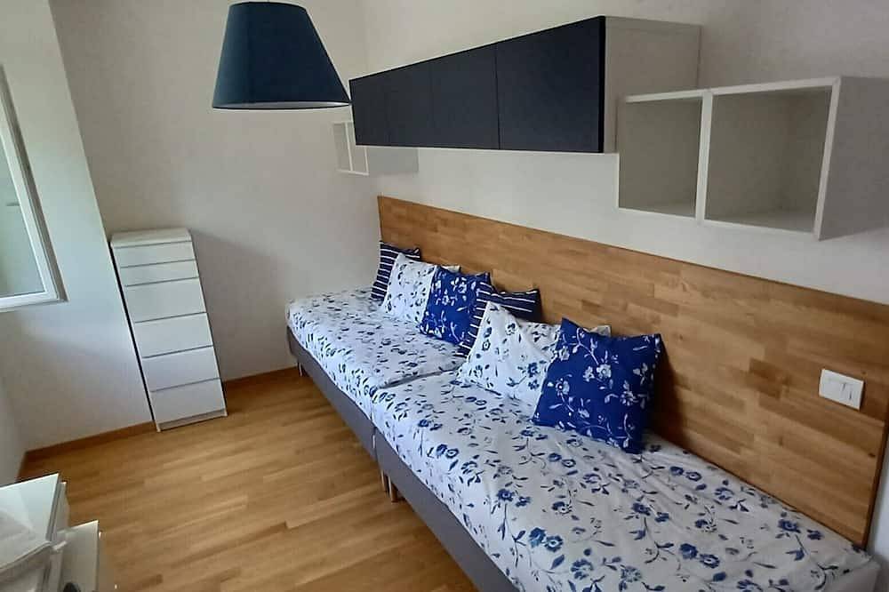 Central Apartment con tre camere da letto e parcheggio in Locorotondo, Provincia di Bari