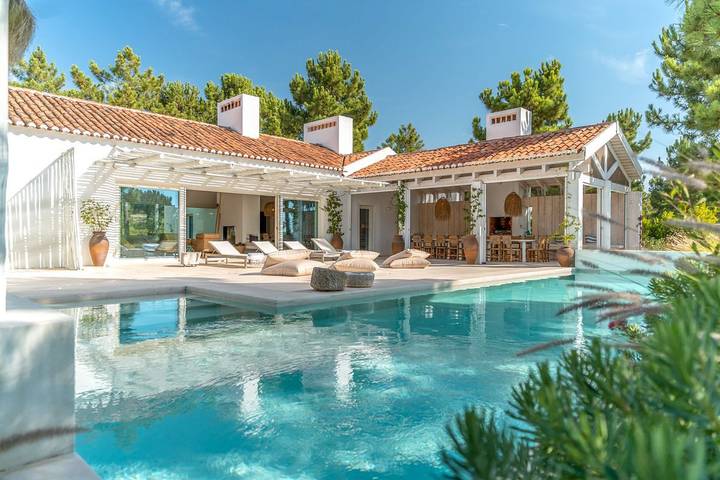 Villa para 12 pessoas, com jardim e terraço em Carvalhal