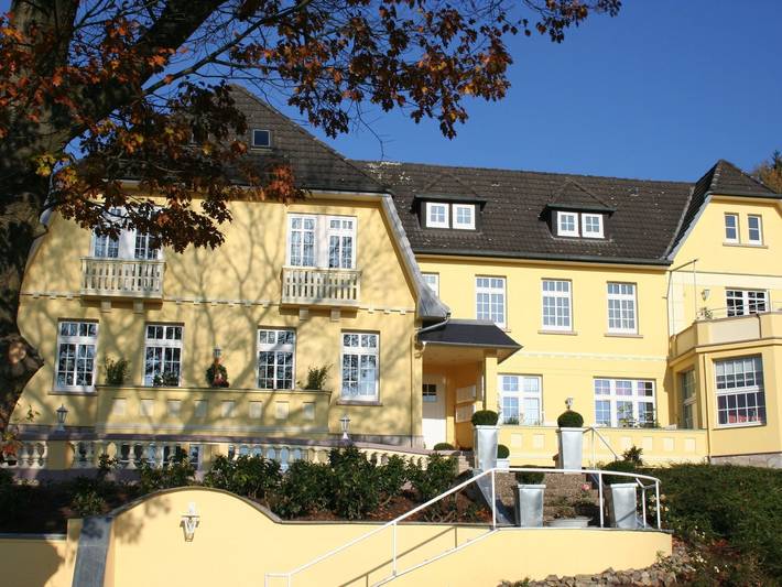 Ferienwohnung für 4 Personen, mit Terrasse und Garten in Bad Pyrmont
