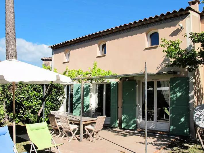Villa pour 6 personnes, avec jardin à Mougins