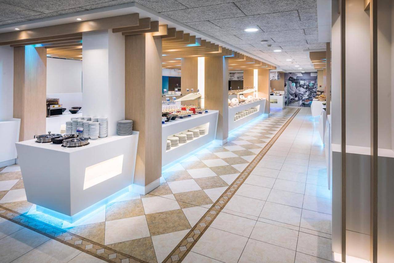Hotel Montemar Maritim in Platja de Santa Susanna (Pineda de Mar), Santa Susanna