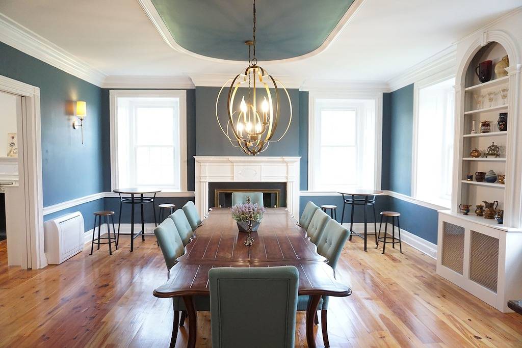 Historic Country Estate with Fabulous Pool & Pool House! in Hunterdon County