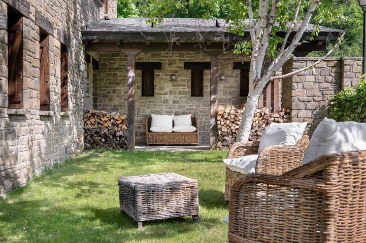 Casa rural para 10 personas, con jardín y vistas, Se admiten mascotas en Hoz de Jaca - 2