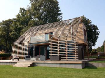 Ferienhaus für 3 Personen, mit Balkon und Garten sowie Sauna in Sternberger Seenlandschaft