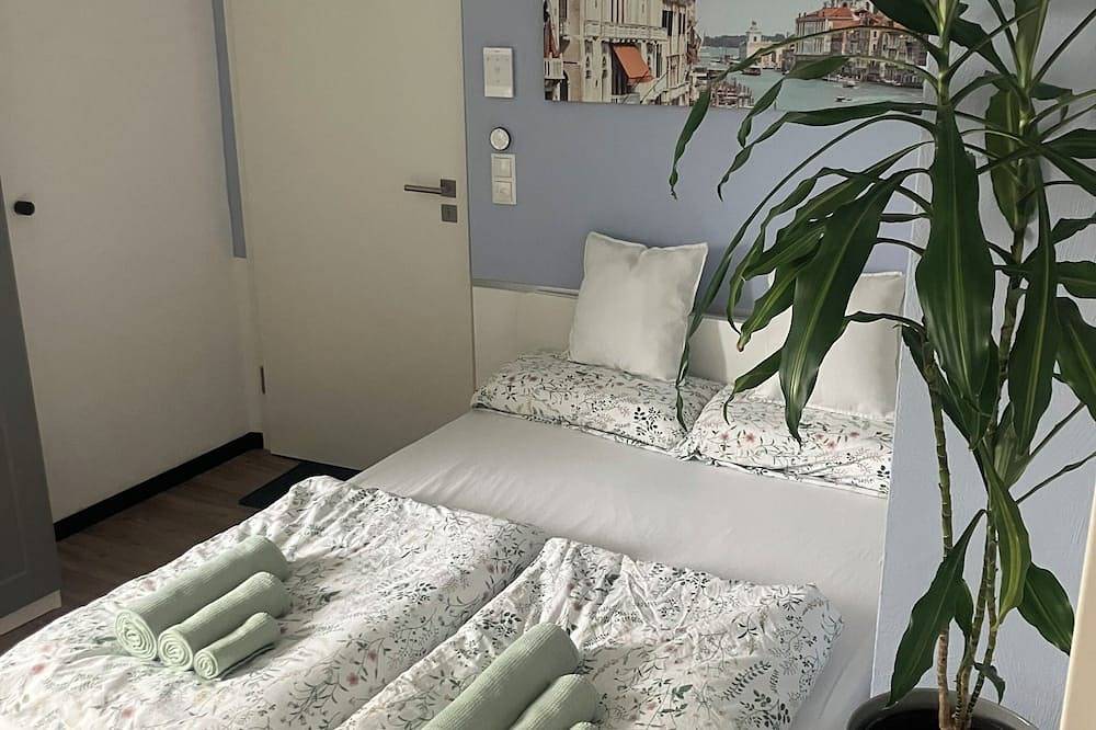 Ganze Wohnung, Götzeria Rhein & Mosel am Eck Lifestyle Business in Metternich, Koblenz