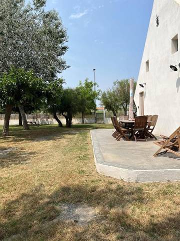 Gîte pour 4 personnes, avec terrasse et jardin dans Plage de l'Espiguette