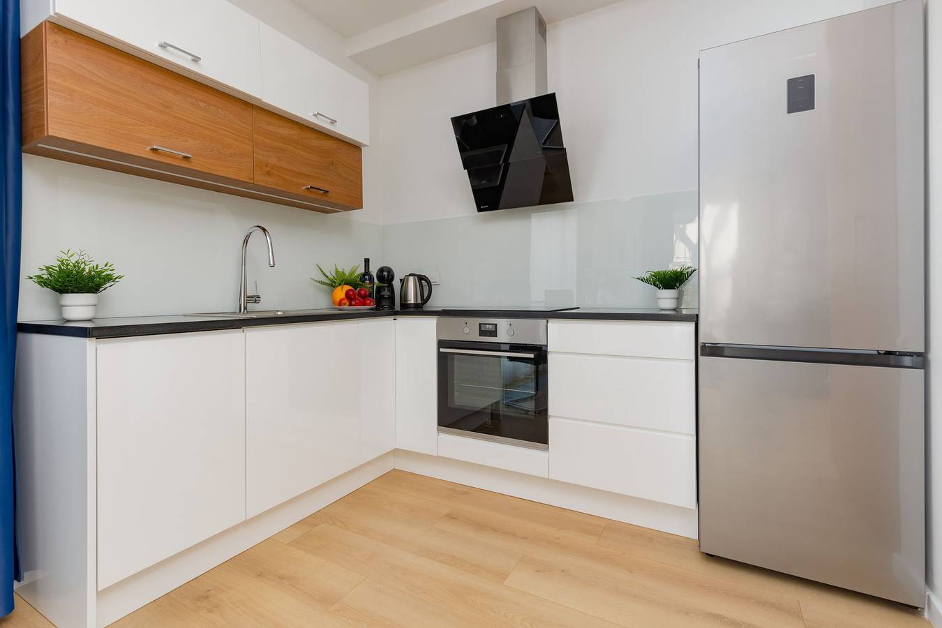 Entire apartment, Bonifraterska 10A Bright Apartment Warsaw in Warsaw Śródmieście, Warsaw