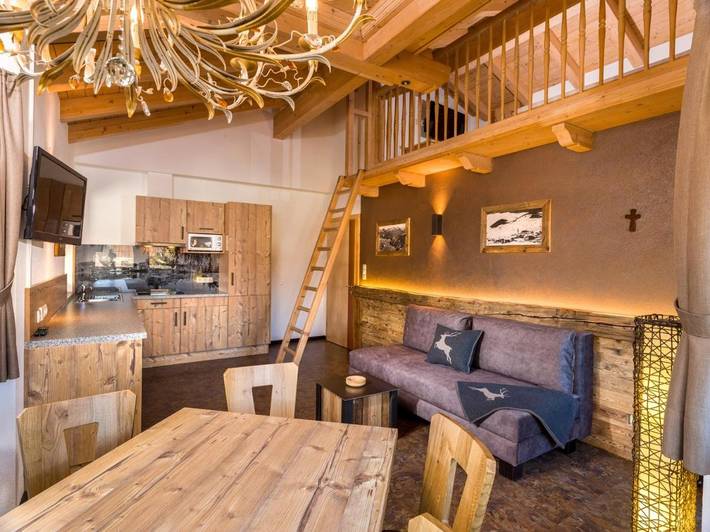 Hütte für 7 Personen, mit Balkon und Terrasse sowie Whirlpool und Sauna in Serfaus-Fiss-Ladis