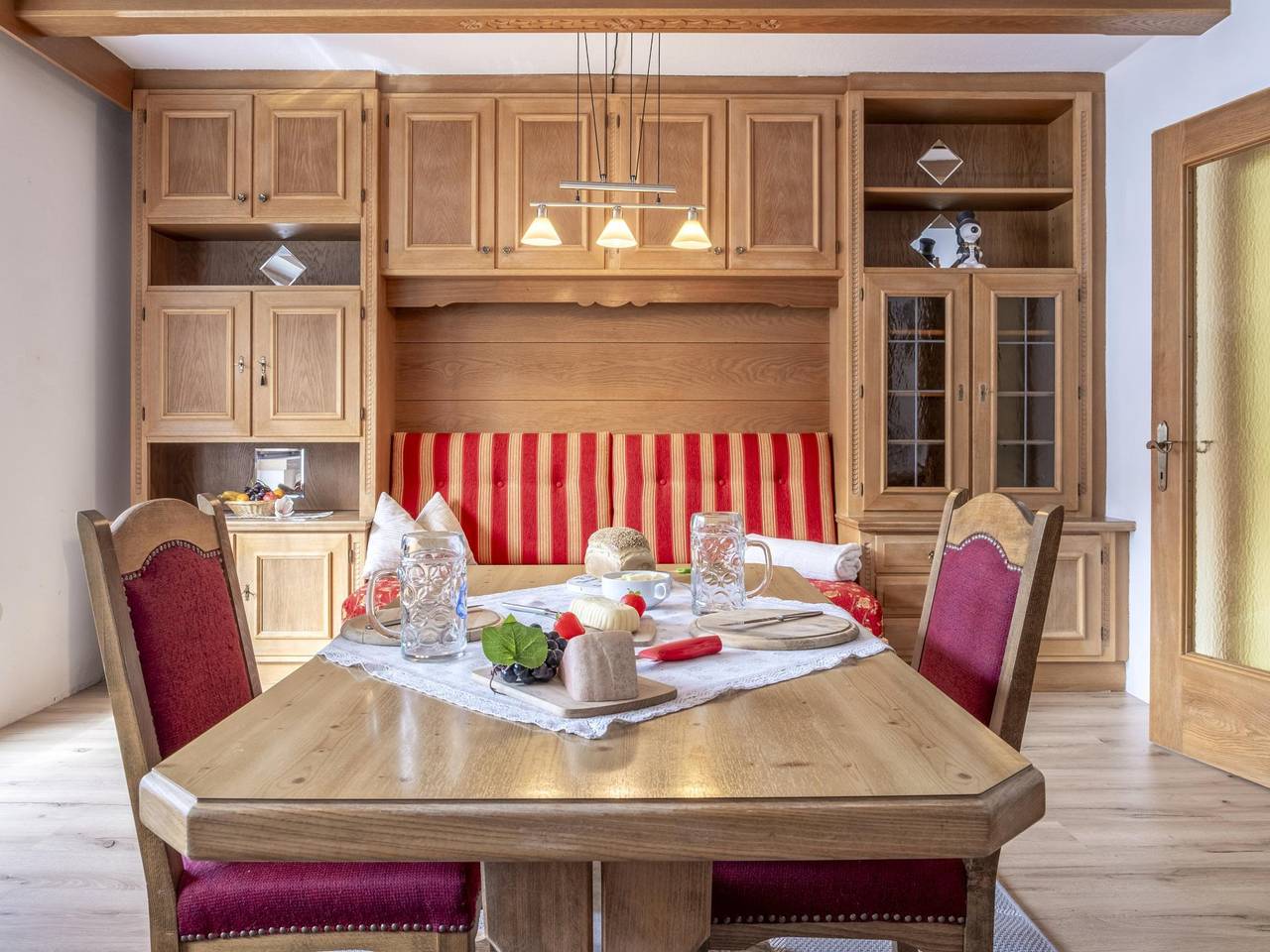 Ganze Wohnung, Appartement in Aussichtslage, 500m zum Skibus in Hopfgarten im Brixental, Kaisergebirge