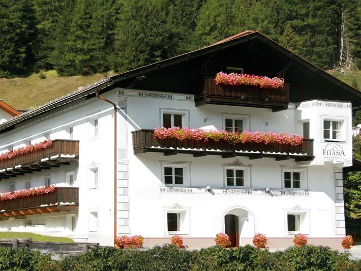 Ferienwohnung für 4 Personen, mit Balkon und Ausblick in Mathon