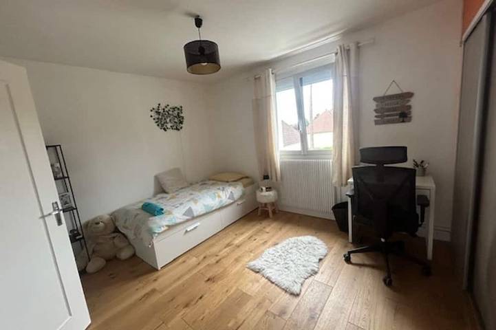 Location de vacances pour 9 personnes, avec jacuzzi ainsi que jardin et balcon à Bretteville-sur-Odon - 3