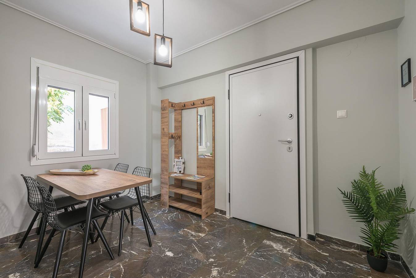 Appartamento intero, Stylish Suite by Cloudkeys in Sezione centrale di Atene, Zografo