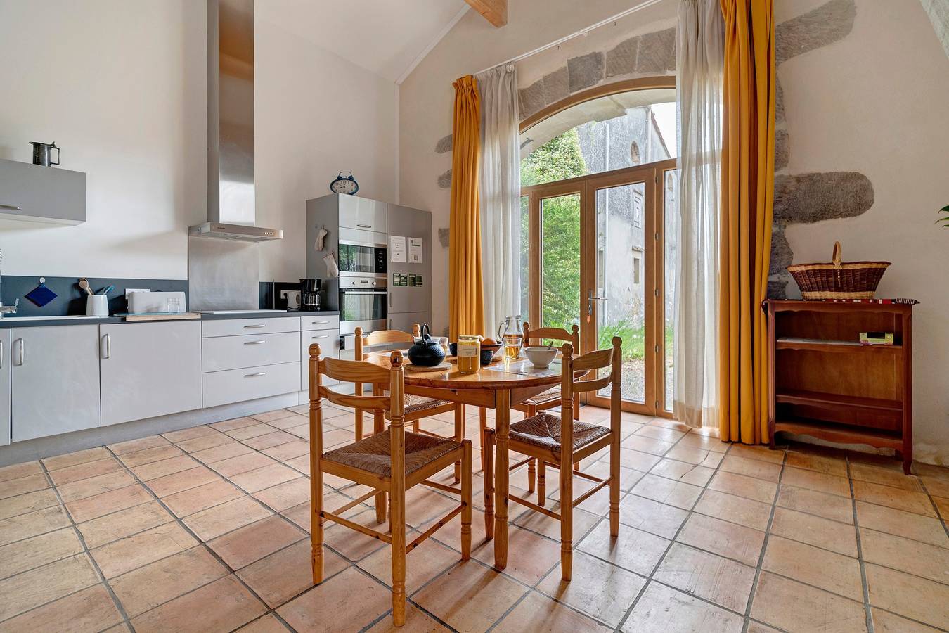Gîte rural des Loubatous avec vue sur la montagne et Wi-Fi in Castelnaudary, Région de Carcassonne