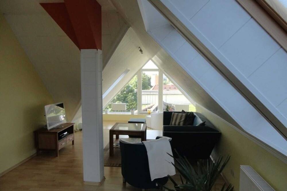 Ganze Wohnung, Ferienwohnung im Stadtpark in Tollensesee, Neubrandenburg