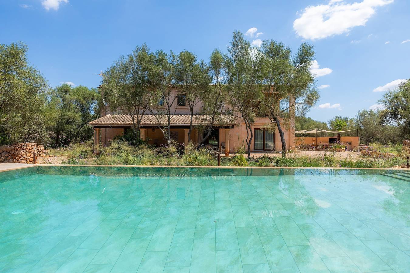Fantastique maison de campagne Can Madís avec piscine, jardin, terrasse et vue sur les montagnes in Costitx, Majorque l'intérieur des terres