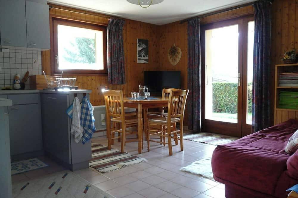 Apartment in Chatel/Roitet with view of Chatel and Abondance Valley in Châtel, Les Portes du Soleil