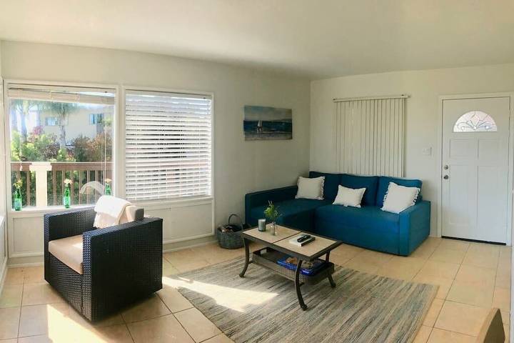 Loft for 4 people, with balcony, with pets in Orange County