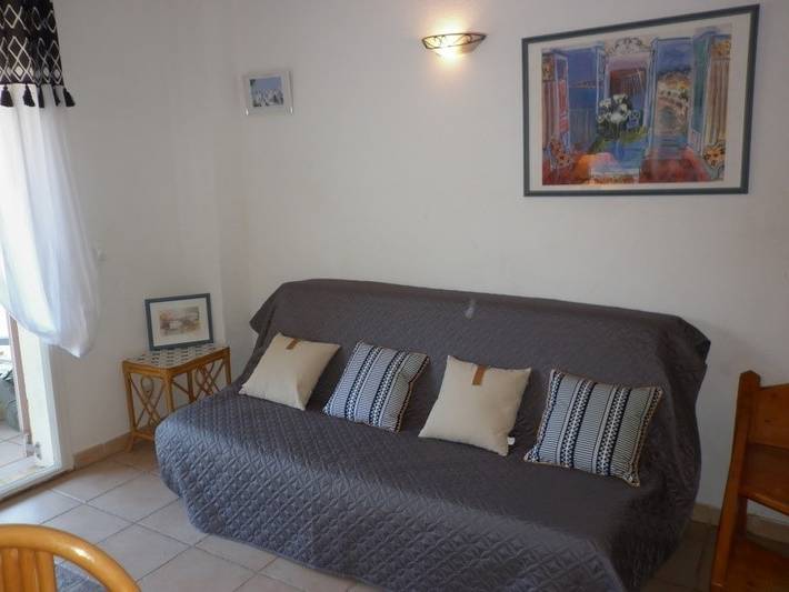 Gîte pour 8 personnes, avec jardin et piscine, animaux acceptés dans Plage Rochelongue - 2