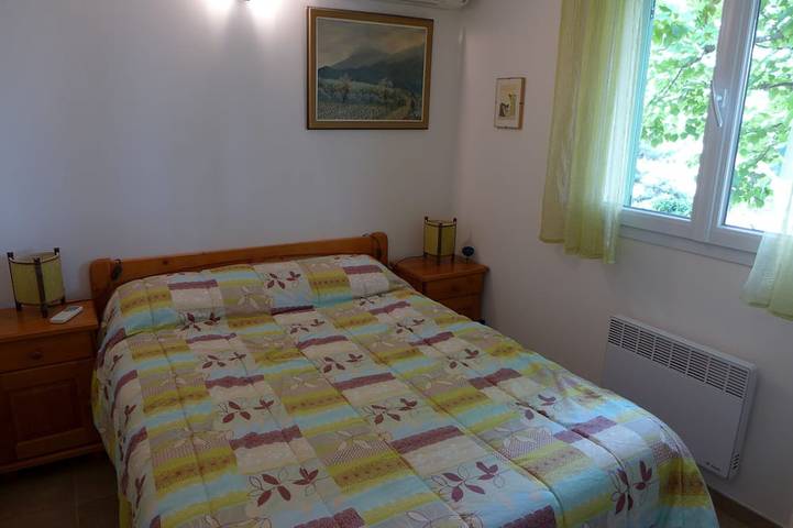 Gîte pour 2 personnes, avec terrasse et jardin à Bastelicaccia - 2