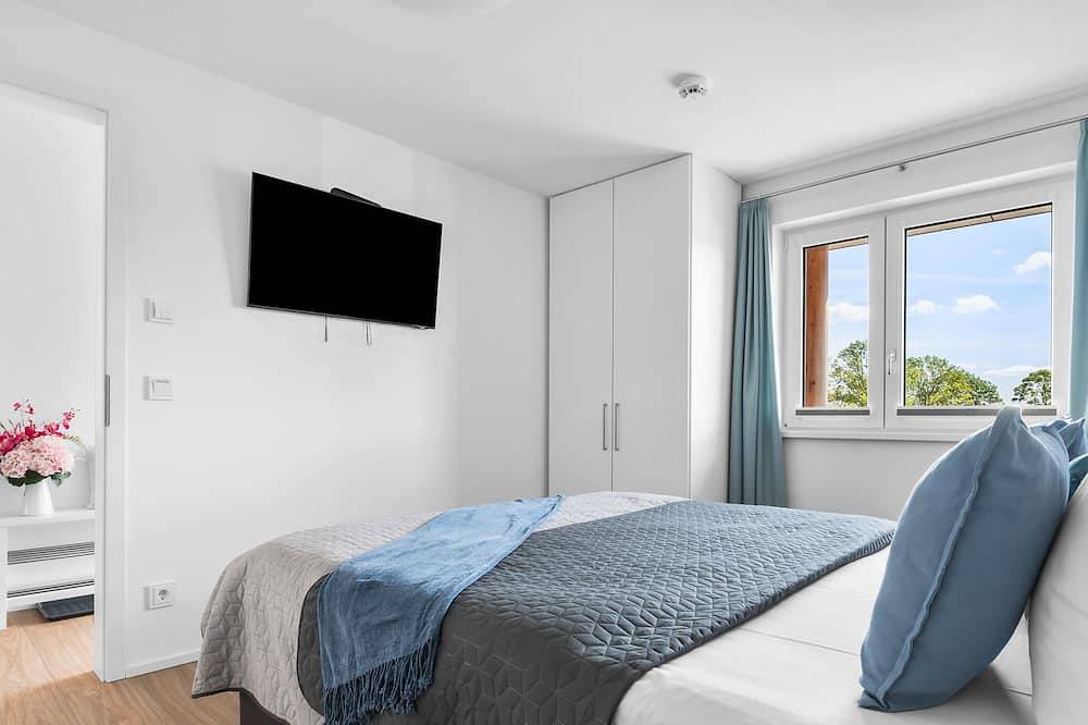 Ganze Wohnung, Hafenflair 2 - 1. Reihe am Wasser, Balkon mit Hafenblick, Fahrstuhl in Olpenitz, Kappeln