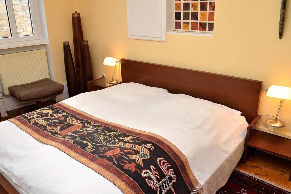 Entire apartment, Apartment Mönchgarten - House Mandelblüte in Neustadt an der Weinstraße, Pfälzer Rheinebene