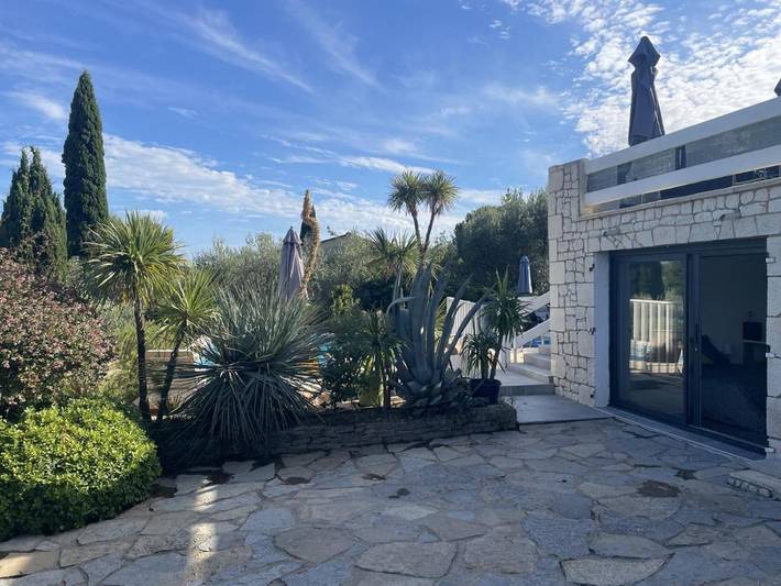 Gîte pour 2 personnes, avec piscine et jardin à Les Matelles - 3