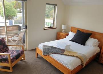 Holiday Apartment for 6 People in Margaret River, Western Australia, Photo 1