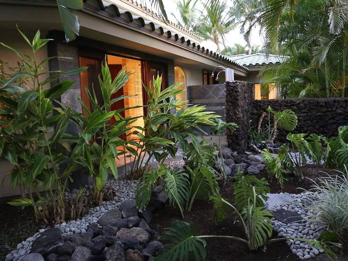 Holiday home for 14 people, with hot tub and garden in the USA