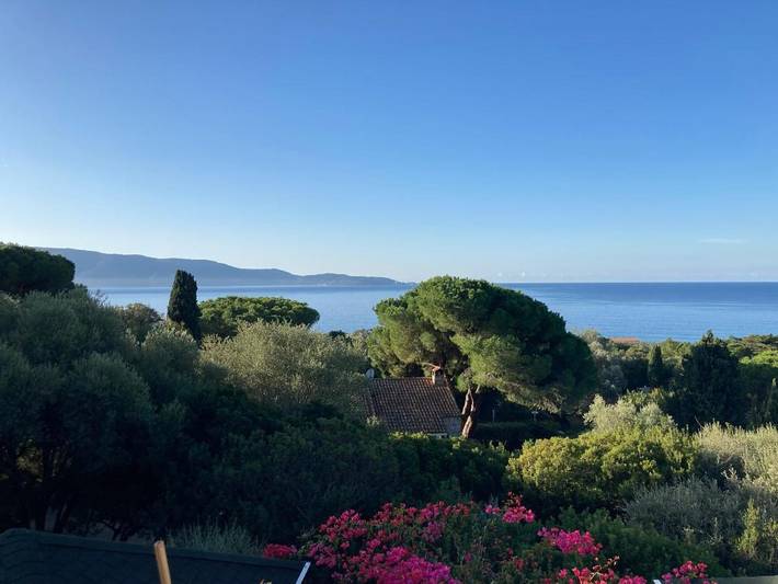 Appartement de vacances pour 2 personnes, avec Terrasse ainsi que Jardin et Vue