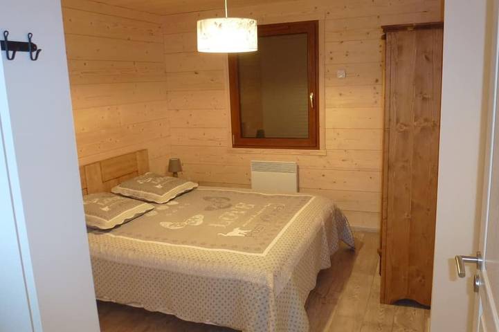 Gîte pour 9 personnes, avec sauna et jardin ainsi que terrasse et jacuzzi à Gerbépal - 4