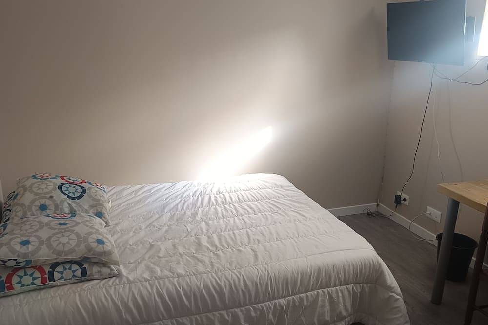 Appartement entier, Appartement avec extérieur in Mirebeau, Vienne (France)