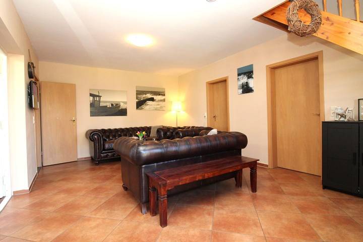 Ferienhaus für 8 Personen, mit Terrasse und Garten in Bastorf