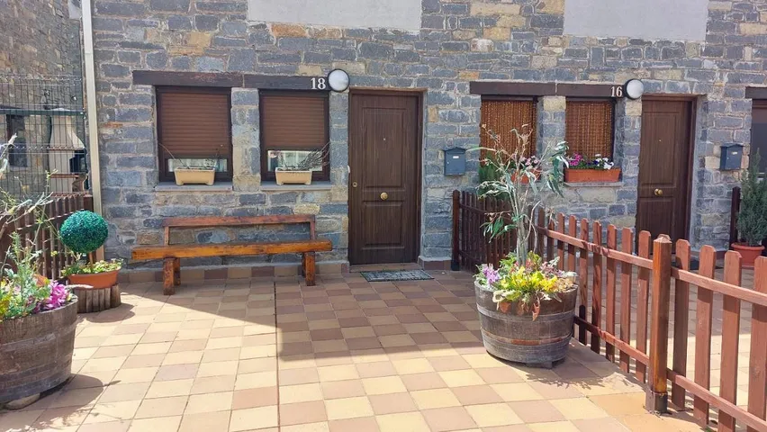 Apartamento de vacaciones para 7 personas, con terraza y vistas - 1
