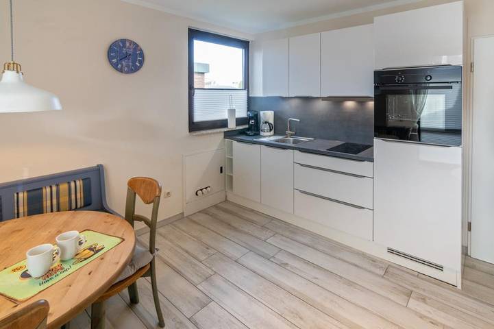 Ferienwohnung für 2 Personen, mit Terrasse in Norddeich - 4