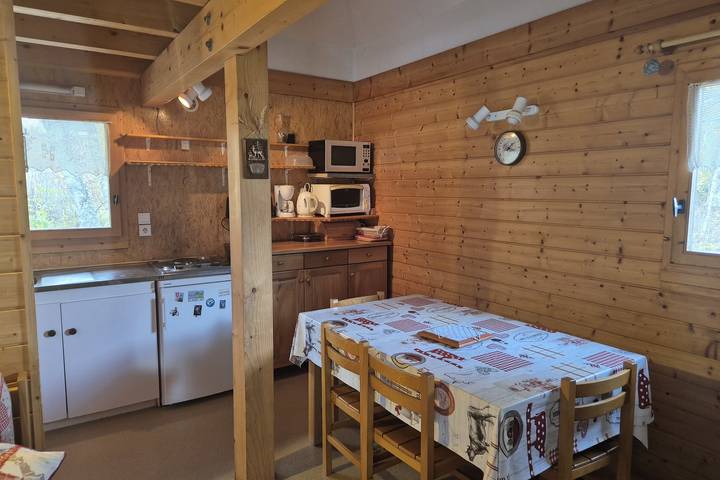 Chalet für 6 Personen mit Garten in La Féclaz, Les Déserts