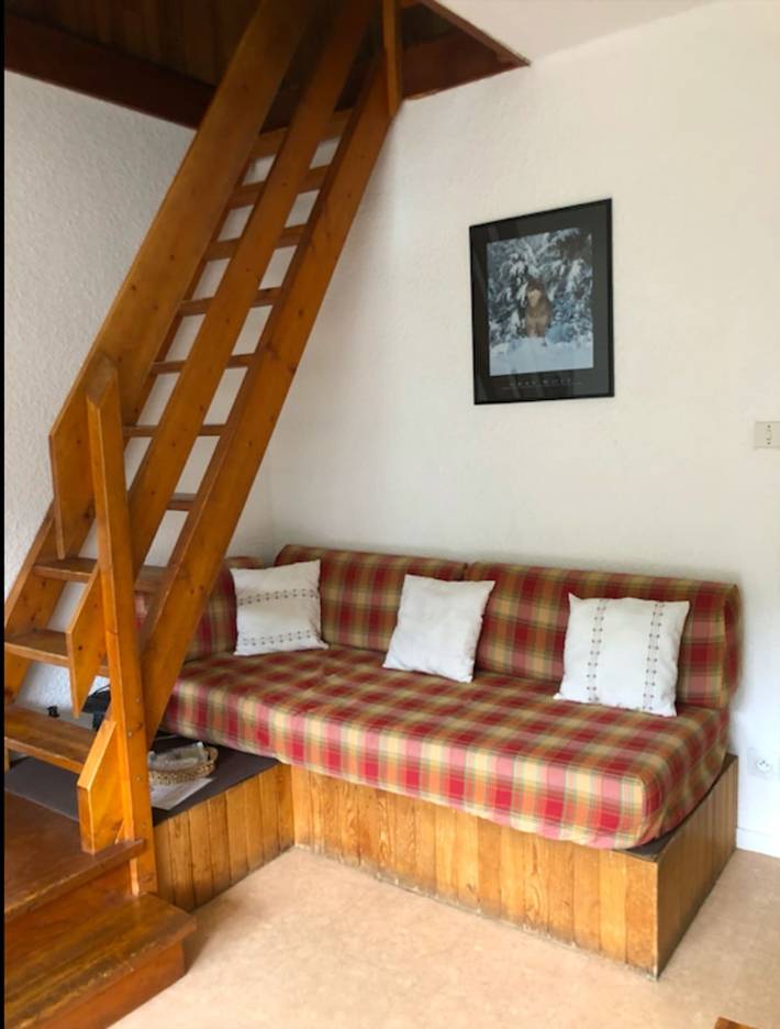 Gîte pour 6 personnes, avec terrasse dans Office De Tourisme De Serre Chevalier Bureau De Saint Chaffrey - 3