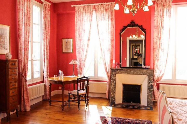 Location de vacances pour 4 personnes, avec piscine et jardin à Néac - 4