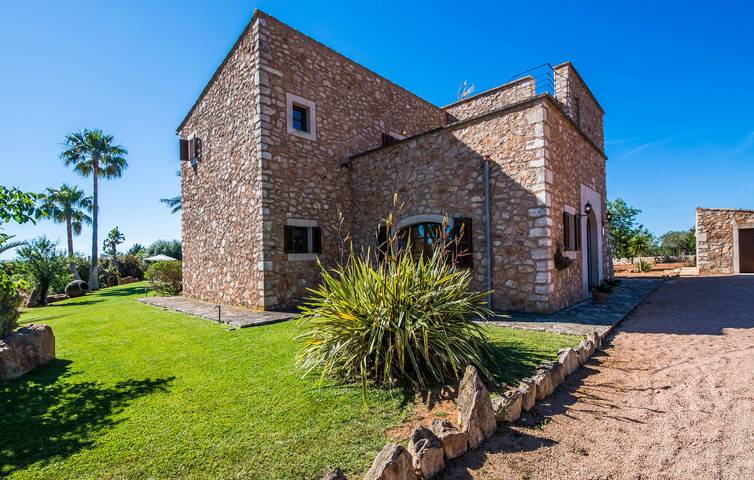 Finca für 8 Personen, mit Terrasse und Pool in s'Horta - 2