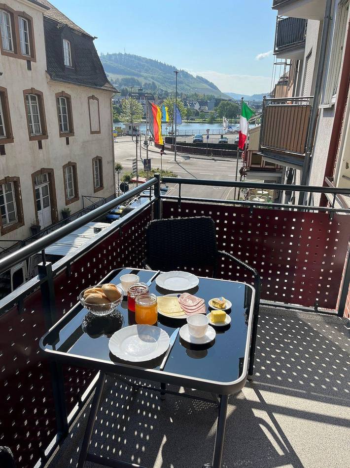 Ferienwohnung für 2 Personen, mit Balkon und Garten in Alf - 3