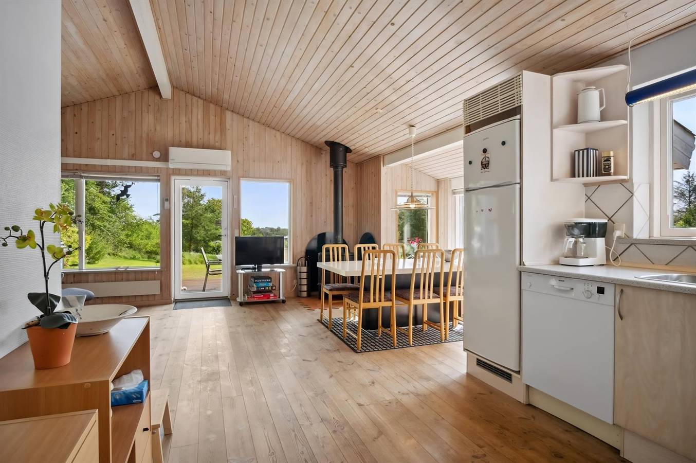 Pet friendly home in Ebeltoft with sauna in Øerne, Ebeltoft