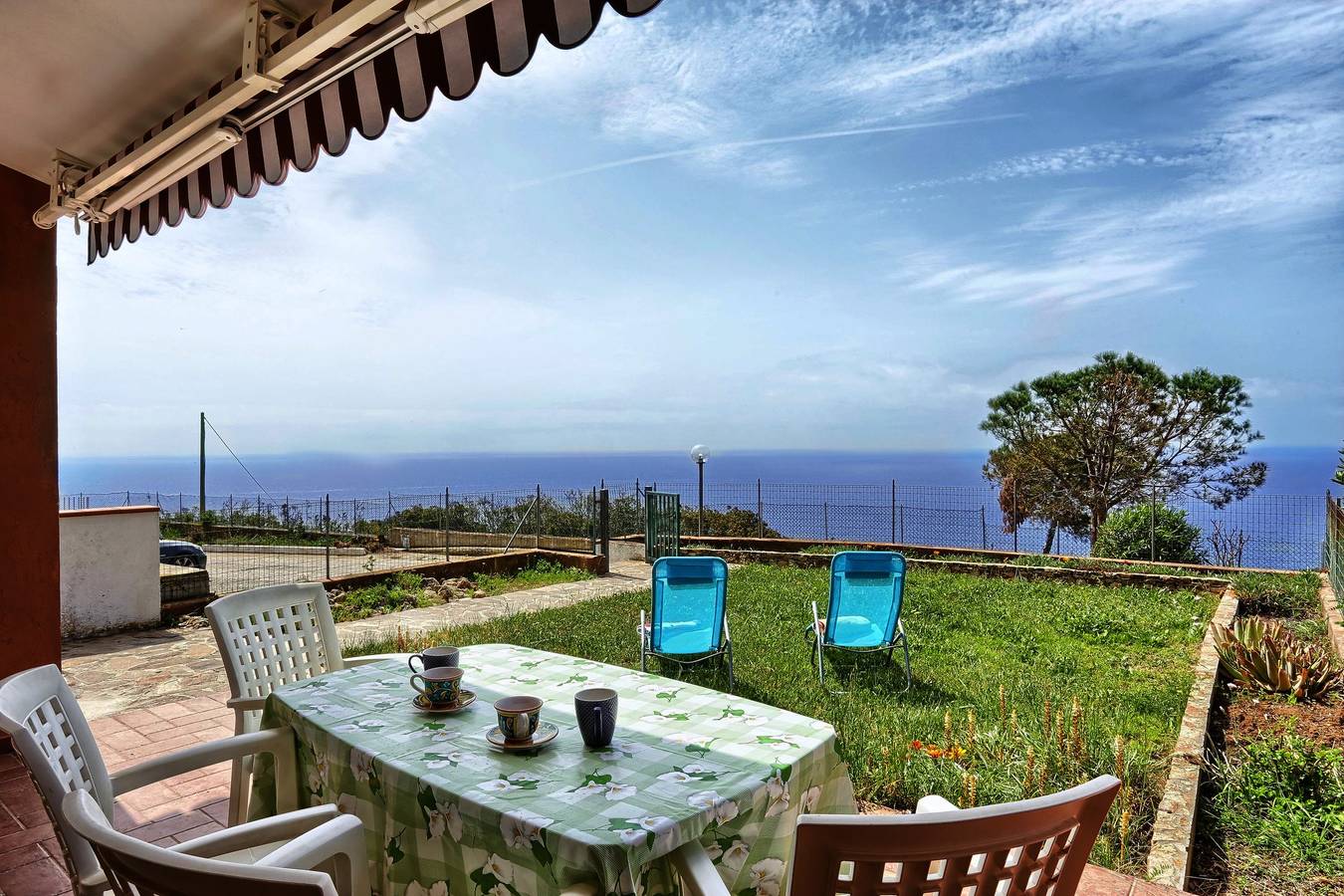 Appartamento intero, Appartamento con giardino e vista mare - Appartamento Montecristo in Innamorata, Isola d'Elba