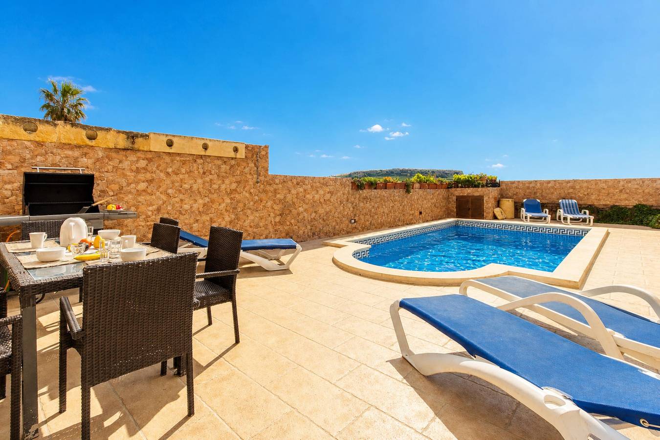 Villayana Gozitan Farmhouse with pool in San Lawrenz, Gozo (Malta)