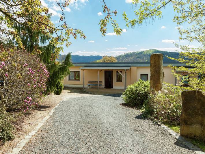 Ferienhaus für 2 Personen, mit Terrasse und Garten sowie Pool in Sebnitz